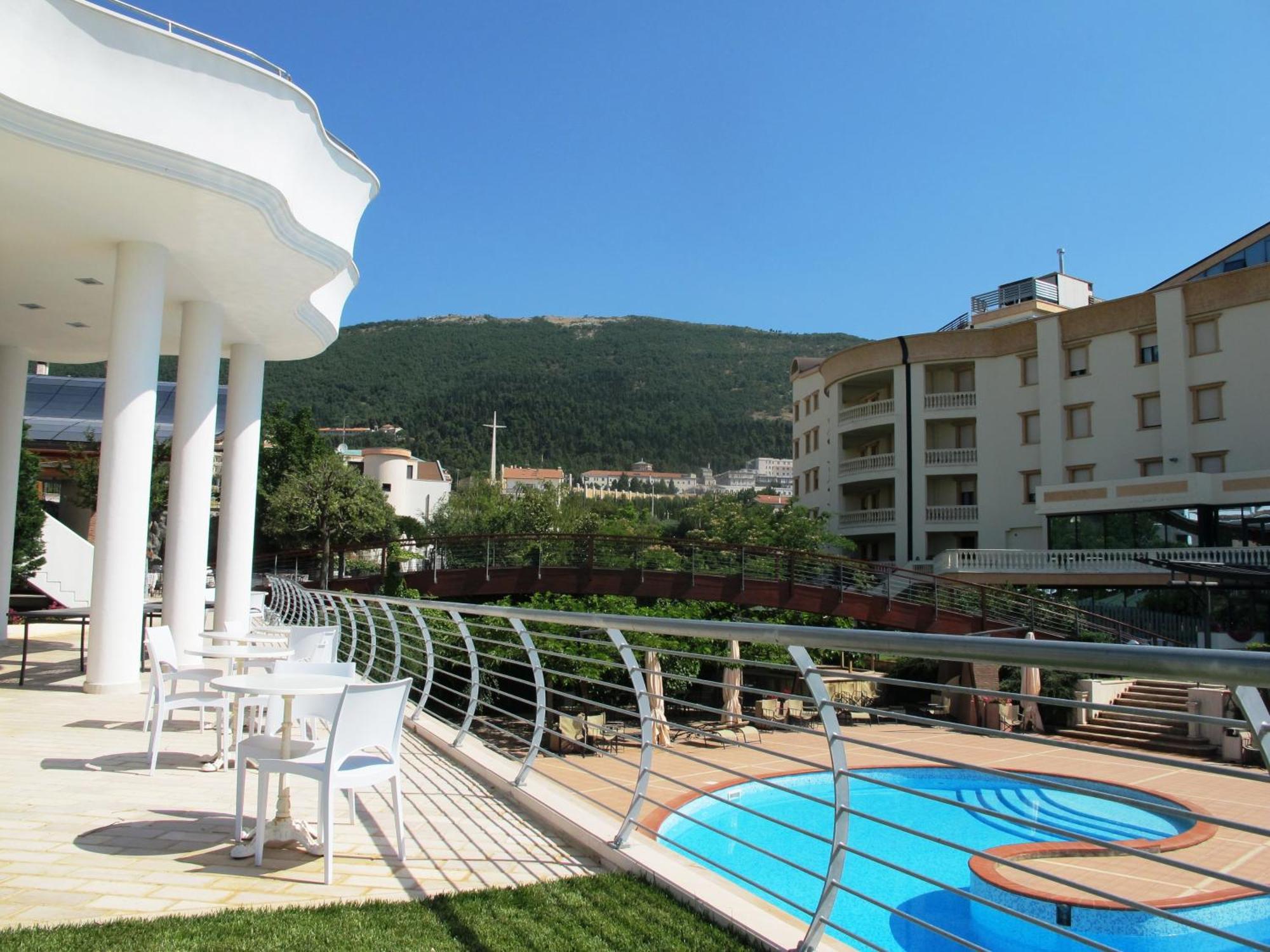 Gran Paradiso Hotel Spa Сан-Джованні-Ротондо Екстер'єр фото